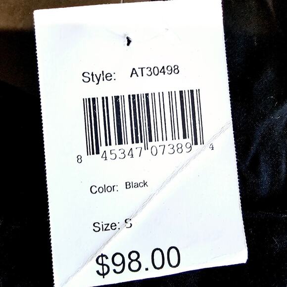 NEW Pure Sugar Black Sequin Short Sleeve T-shirt Blouse Top Women's Size S 3332 - Picture 4 of 8